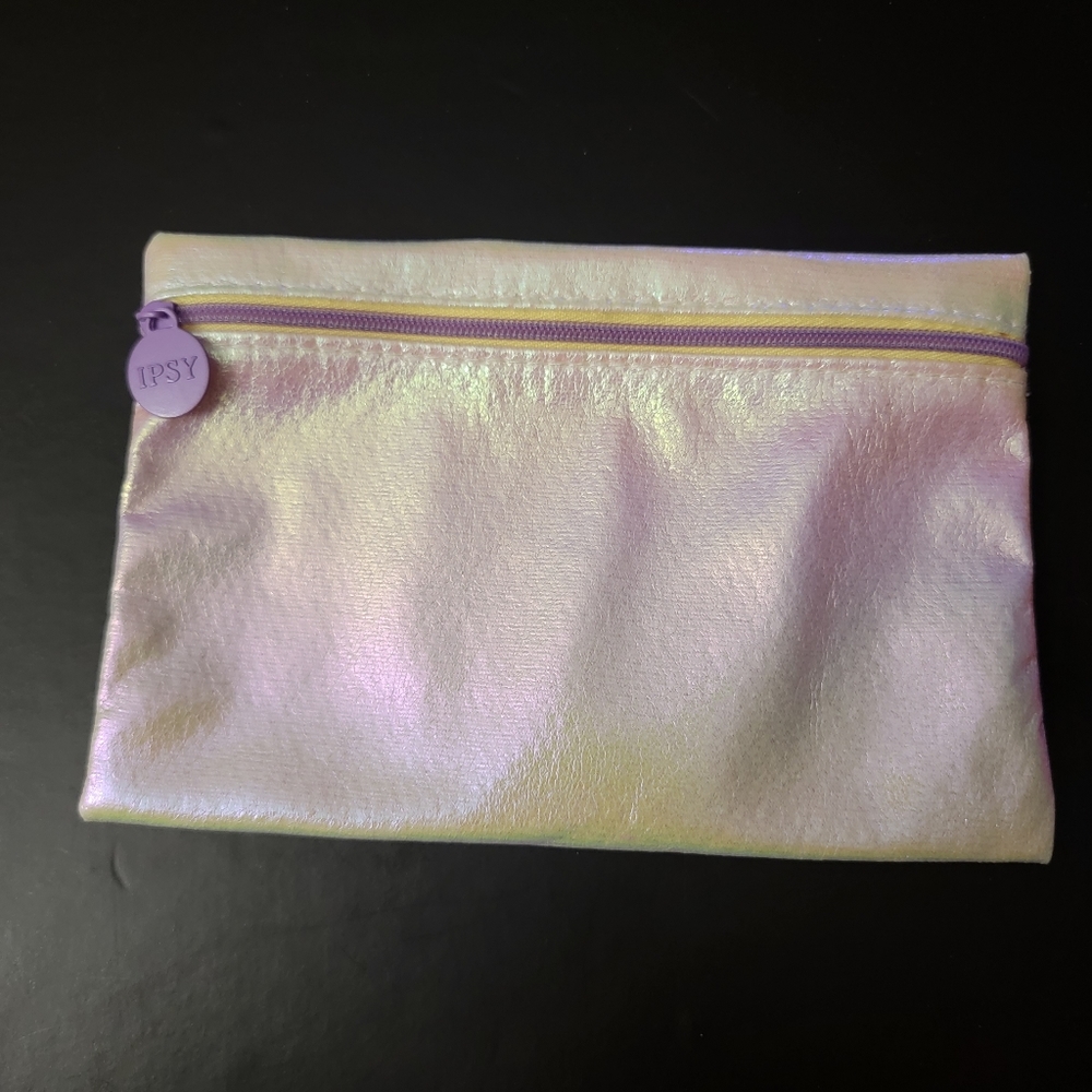 Specialty ipsy glam bag